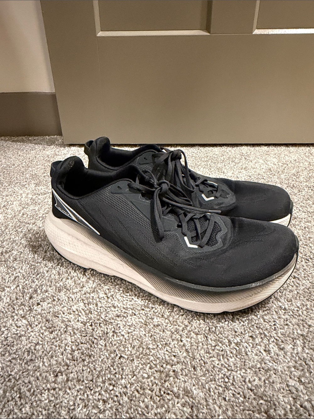 Altra Men's Via FWD Black and White Road Running Shoes